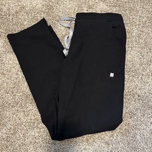 EUC figs black scrub pants size S-P